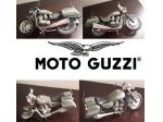 MOTOCICLETTA GUZZI polizia stradale anni '70 di metallo.