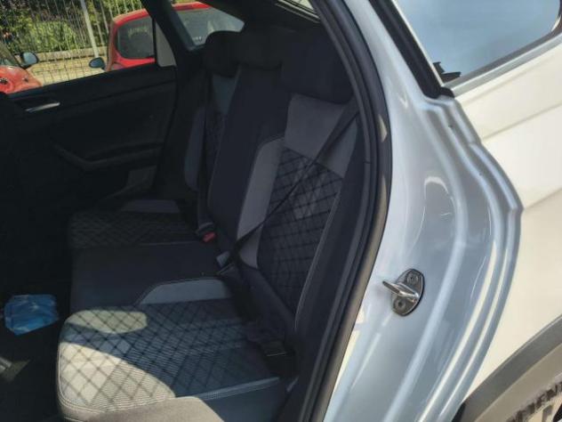Volkswagen Taigo 1.0 tsi R-Line 110cv - Foto 4