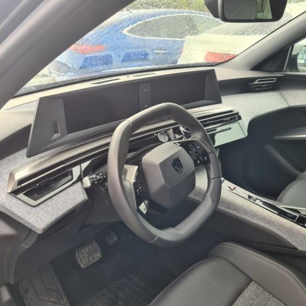 PEUGEOT 3008 Hybrid 136 e-DCS6 Allure rif. 23535276 - Foto 8