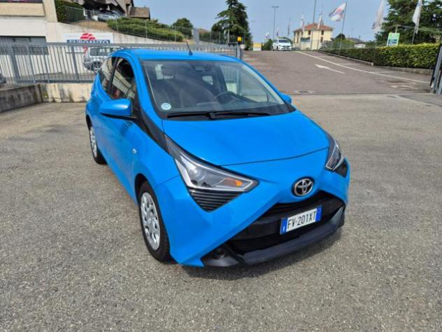 TOYOTA Aygo Connect 1.0 VVT-i 72 CV 5 porte x-cool MMT rif. 23949207 - Foto 4