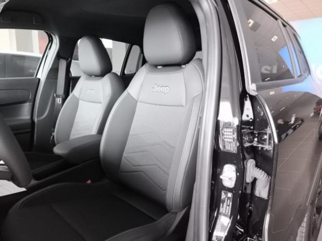JEEP Avenger 1.2 Turbo 110cv MHEV Black Edition rif. 24000240 - Foto 5