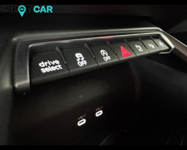 Audi A3 IV RS3 Sportback 2.5 tfsi quattro s-tronic - Foto 10