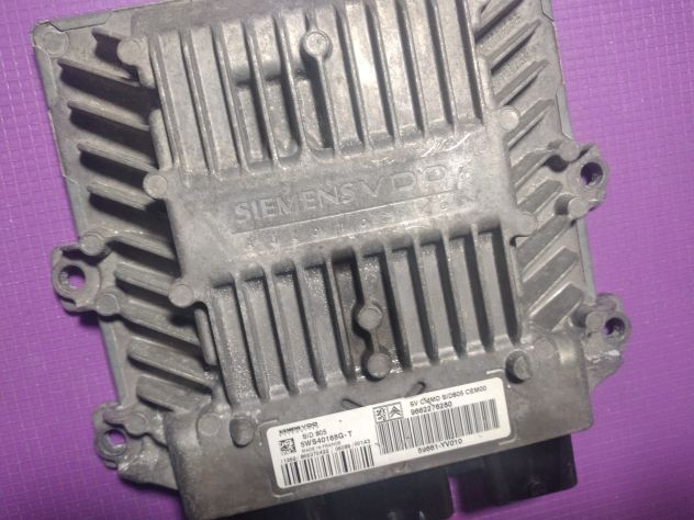 Centralina motore (ECU) Siemens SID 805 - 5WS40168G-T | 89661-YV010 | 9662276280