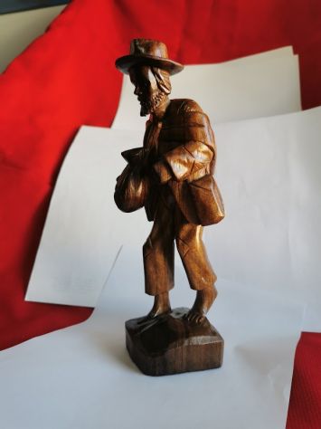 STATUINA  ( LEGNO  MASSELLO ) - Foto 7