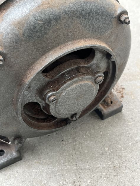 321 Motore Asincrono Trifase HP 1,5/900 giri – Vintage - Foto 5