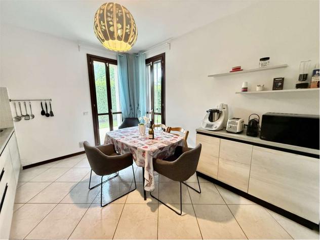 V0321 - BOMPORTO, A 300MQ DAL CENTRO, MAISONETTE CON AMPIO GIARDINO, SPAZIOSA ZONA GIORNO, 2 CAMERE, 2 BAGNI - Foto 16