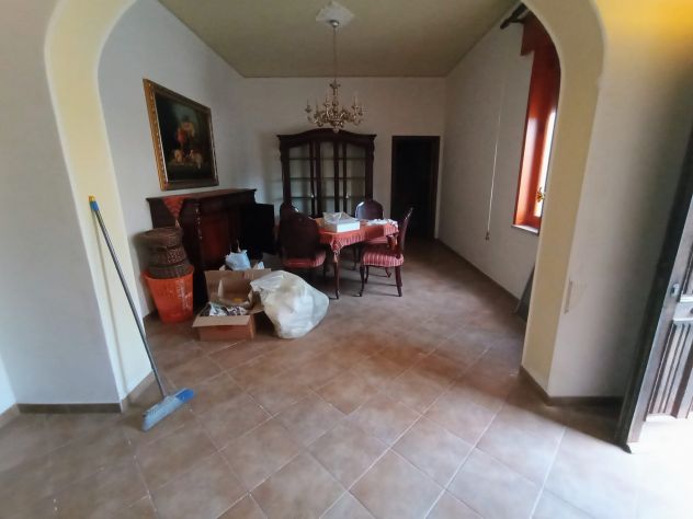 MANUEL IMMOBIL-CAR VENDE CASA DI MQ. 120 SEMINDIP. DA RISTRUTTURARE, COMPOSTA DA - Foto 4
