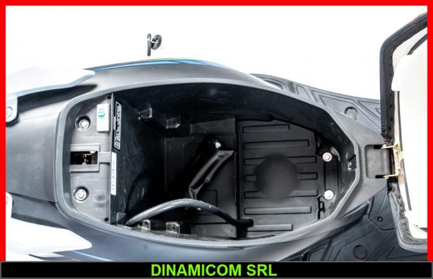 F17+ DOVE + STA PER DOPPIA BATTERIA - L1e 50cc