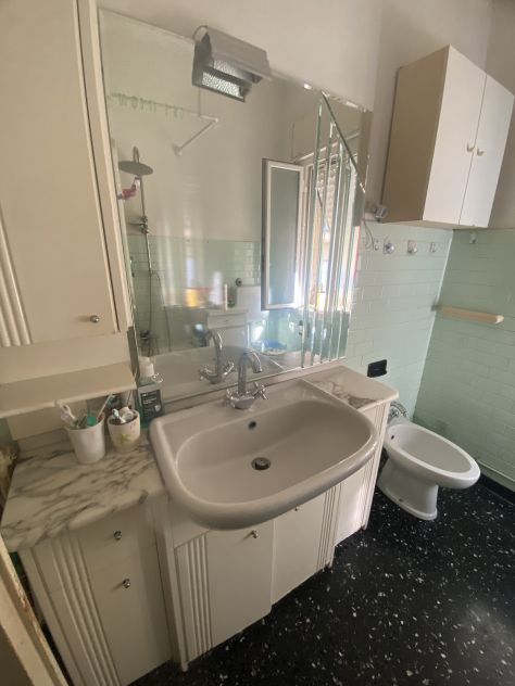 Mobile bagno con lavabo e piano in marmo – vintage anni ’90 - Foto 2