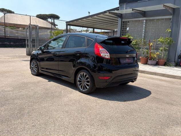 Ford Fiesta 1.5 TDCi 75CV ST-Line - Foto 4