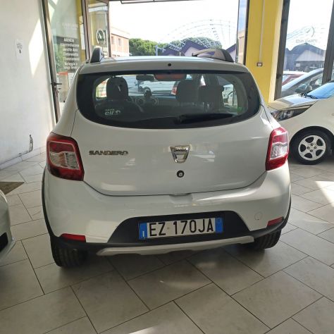 NEOPATENTATI SANDERO 0.9 NEOPATENTATI OTTIMA - Foto 3