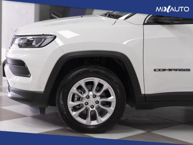 Jeep Compass 1.5 Turbo T4 MHEV Altitude 2WD 130CV DCT - Foto 8
