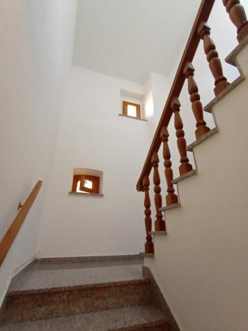 PALAZZO di 15 vani e di 300 mq (GAMBASSI TERME) rif. G 30 - Foto 14