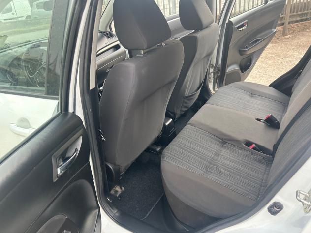 Suzuki Swift 1.3 DDiS 5 porte B-Easy - Foto 8
