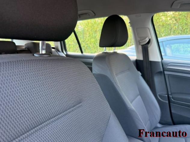VOLKSWAGEN Golf Variant 1.6 TDI 115 CV Business BlueMotion Technology rif. 24179403 - Foto 9