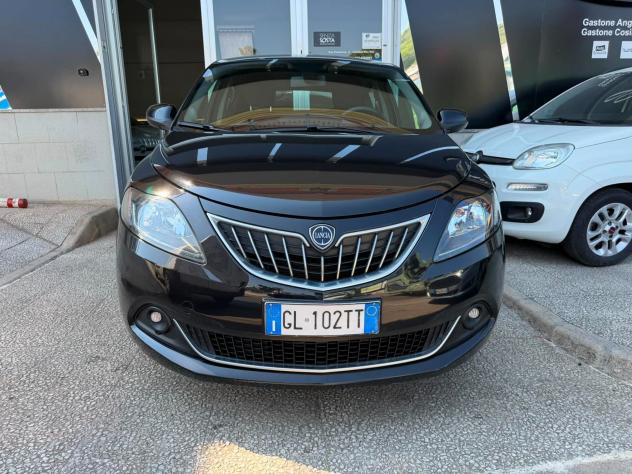 Lancia Ypsilon 1.0 Hybrid Gold - Foto 2
