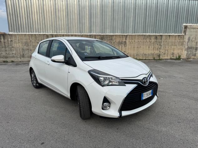 Toyota Yaris 1.0 5 porte Lounge - Foto 4