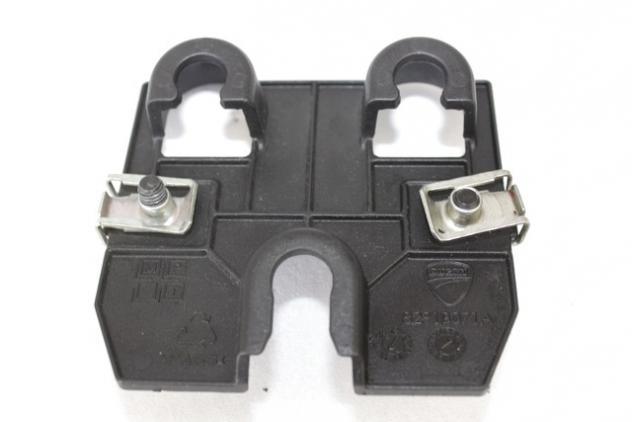 SUPPORTO REGOLATORE DI TENSIONE DUCATI HYPERMOTARD 939 SP 2016 - 2018 8291B071A VOLTAGE REGULATOR HOLDER - Foto 2