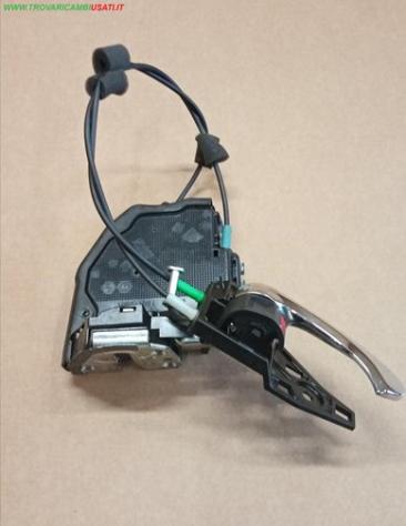 SERRATURA PORTA POST.D. 2 PIN  Carrozzeria  Lamierati esterni  Porte  Serratura porta p TOYOTA - RAV 4 I - 01-01-2006 - 01-03-2010