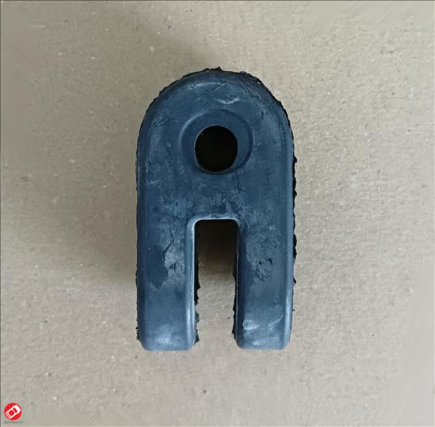 1S037 GOMMINO ANTIVIBRANTE SILENT BLOCK ANTERIORE SCARICO AIXAM