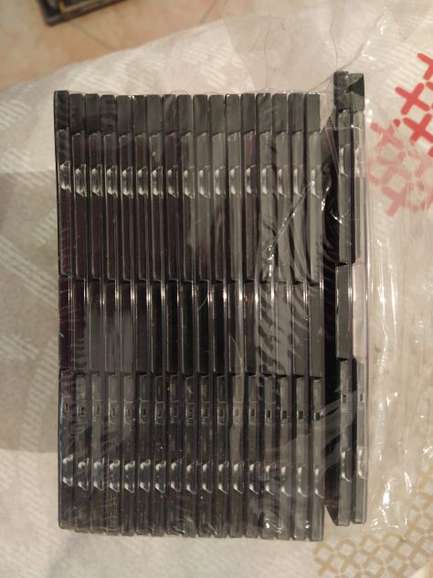 R64- CUSTODIE CD