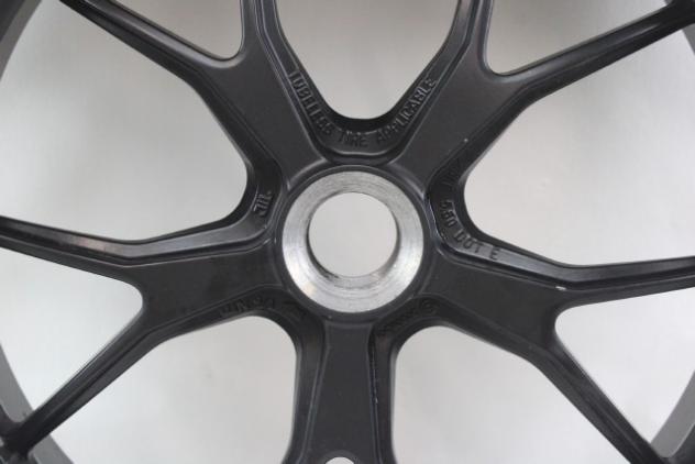 DUCATI 848 50221341A CERCHIO POSTERIORE 17X5.50 07 - 13 REAR WHEEL PICCOLI GRAFFI - Foto 2