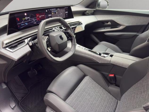 PEUGEOT 3008 73 kwh Allure 210 CV rif. 23456863 - Foto 10