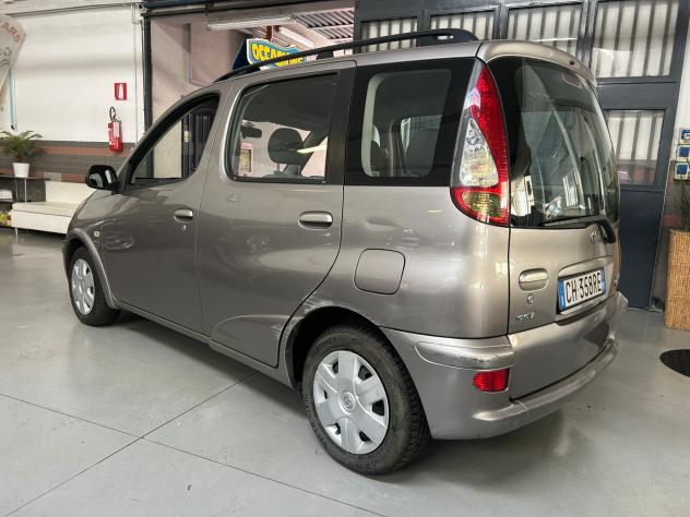 Toyota Yaris Verso 1.3i 16V cat Sol - Foto 4