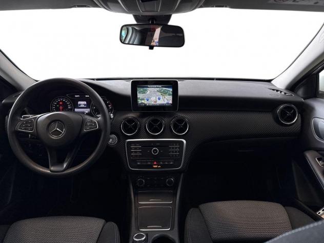 Mercedes-Benz GLA GLA-X156 2017 200 d Executive 4matic auto - Foto 10