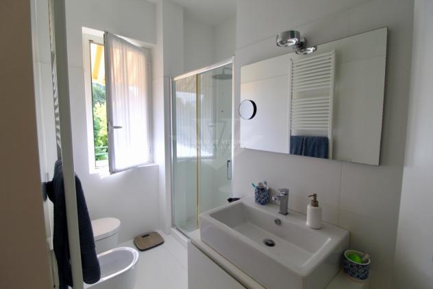 APPARTAMENTO di 5 vani e di 55 mq (PIETRASANTA) rif. 023 - Foto 18
