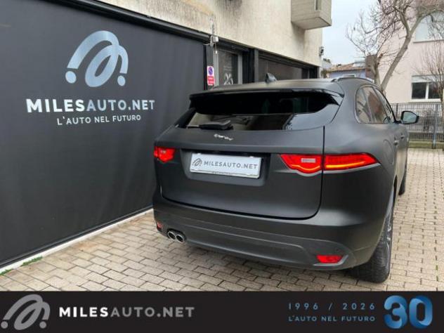 JAGUAR F-Pace 2.0 D 180 CV AWD aut. R-Sport rif. 24059732 - Foto 7