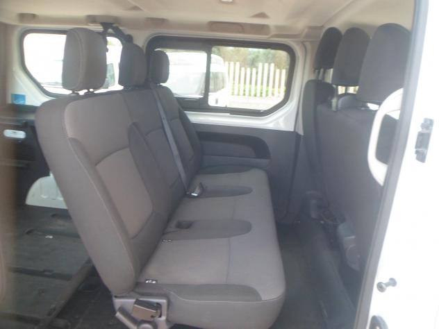 Renault Trafic 6 posti autocarro - Foto 9