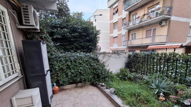 MONTESACRO/TUFELLO BILOCALE ARREDATO CON GIARDINO PRIVATO
