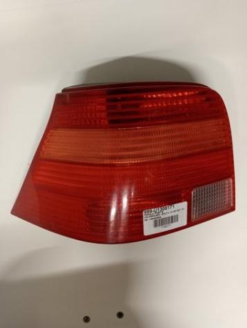 FANALE POST.S. 999-U1306171 Parti elettriche  Fanaleria  Fanali  Fanale post. sx. VOLKSWAGEN - GOLF 4 - 01-08-1997 - 01-11-2003