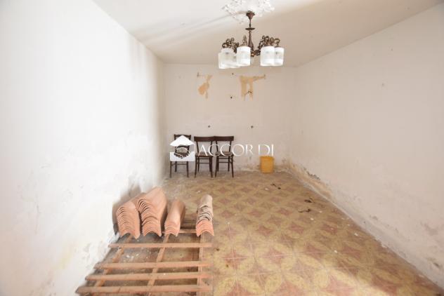 RUSTICO di 3 vani e di 130 mq (VOLPAGO DEL MONTELLO) rif. AR98_1 - Foto 10