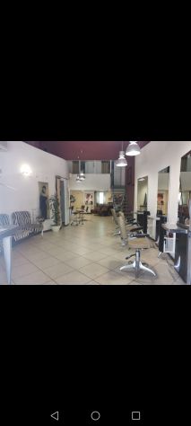ARREDAMENTO COMPLETO NEGOZIO PARRUCCHIERE - Foto 3