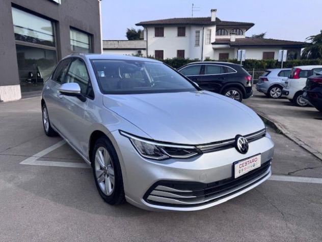 VOLKSWAGEN Golf Variant 2.0 TDI SCR DSG Life rif. 24170799 - Foto 2