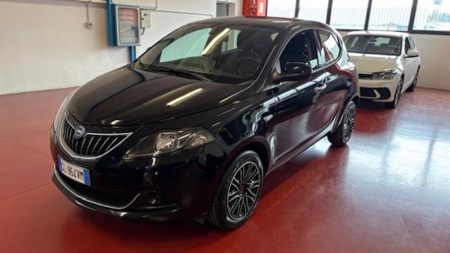 LANCIA Ypsilon 3ª serie Ypsilon 1.0 FireFly 5 porte S&S Hybrid Silver - Foto 2
