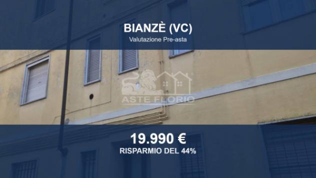 Immobile in asta di 50 m², box auto in vendita a Bianzè