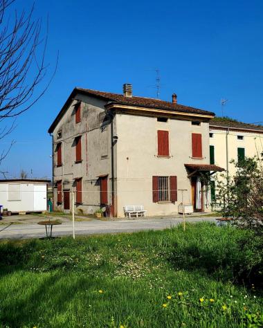 Porzione di casa in vendita a San Secondo Parmense