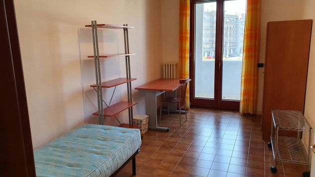 3 camere per studentesse (Zona Obelisco/Porta Napoli) - Foto 6