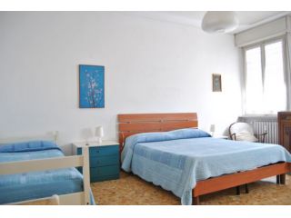 APPARTAMENTO 8 POSTI/ZONA OSPEDALE