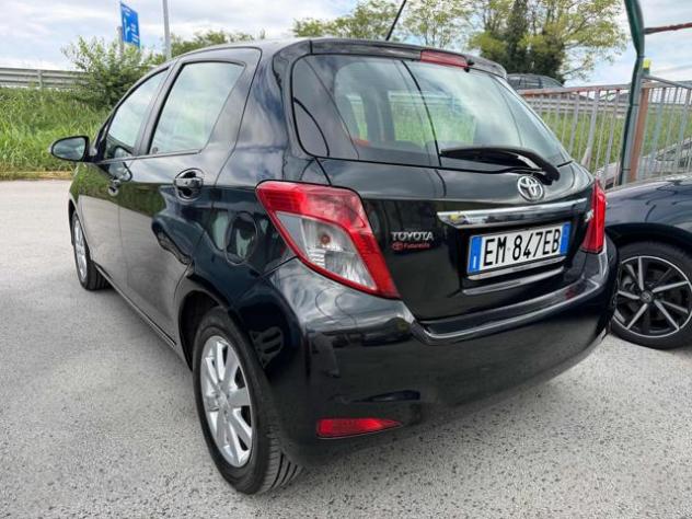 TOYOTA Yaris 1.0 5 porte Lounge rif. 24149929 - Foto 4
