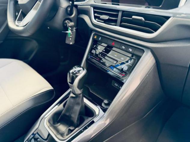 Volkswagen T-Roc 2.0 tdi Style 115cv - Foto 9