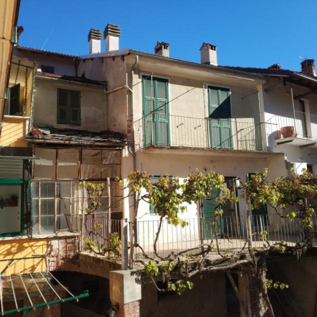 Nel caratteristico Borgo Antico di Garessio porzione di casa con terreno - Foto 2