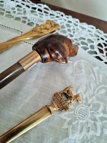 Piccola collezione n° 3 tagliacarte con effige di cane - Foto 5