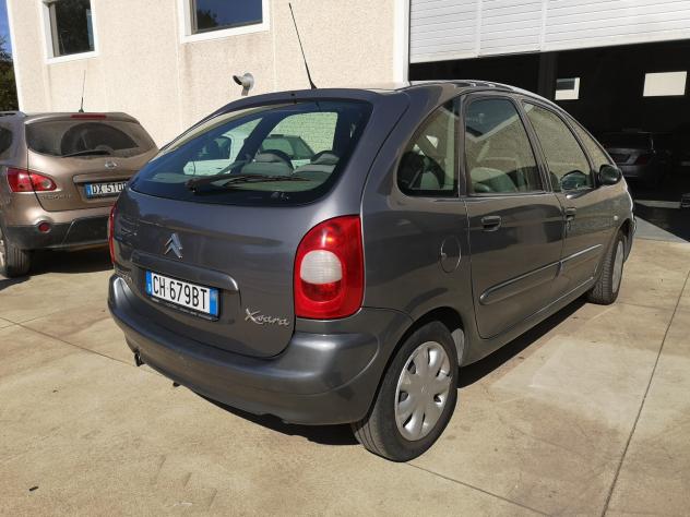 Citroen C4 2.0 HDi FAP Elegance - Foto 6