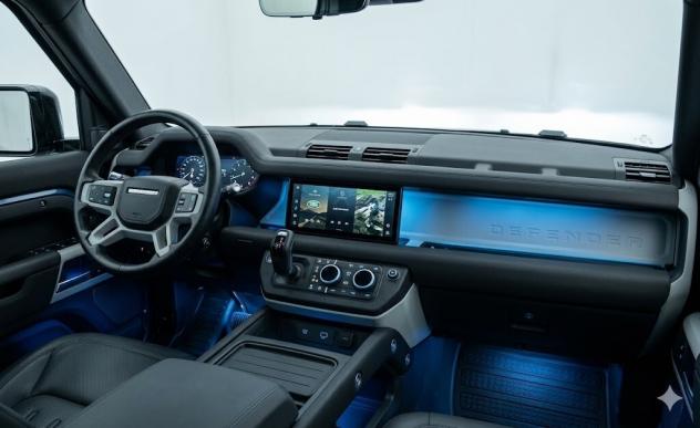 Land Rover Defender 110 3.0D I6 250 CV AWD Auto X-Dynamic HSE 04/2021 EURO 6D - Foto 4
