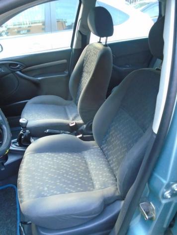 FORD Focus '2001 5p 1.8 tdci OK NEOPATENTATI - Foto 9