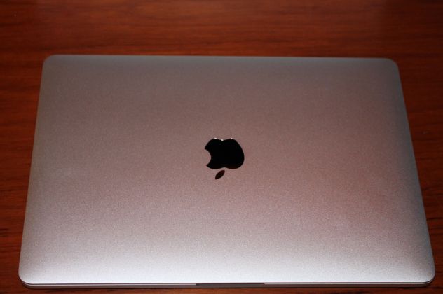 MacBook 13 PRO - M2 - 8gb RAM - 256 gb - 2024 - Foto 4